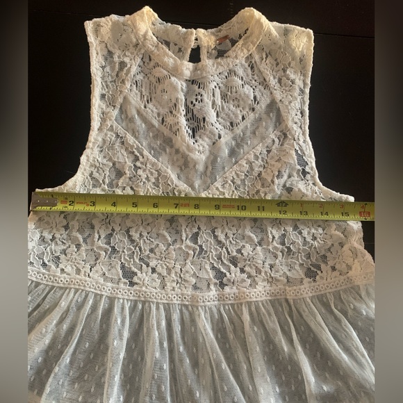 Free People Ivory Sleeveless Lace Top Sz XS - Picture 7 of 8